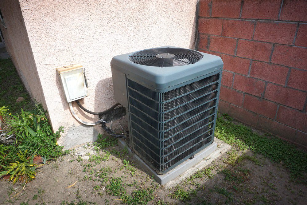 How Does An Air Conditioner Dehumidify My Home?